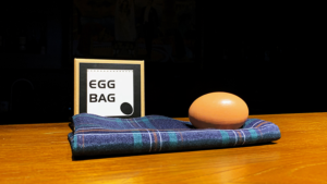 EGG BAG BLUE PLAID by Bacon Magic Eierbeutel blau kariert