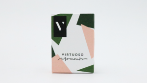 Virtuoso Open Court I Playing Cards Poker Kartenspiel geometrische Formen weißer Rand