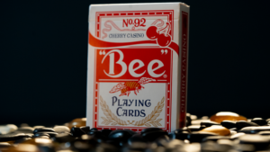 Limited Bee X Cherry (Red) Playing Cards Poker Kartenspiel rot limitiert