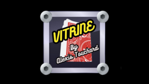Vitrine Red by Alexis Touchard Unterschriebene Karte in Schlüsselanhänger rot