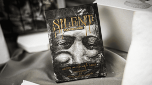 Silent Focus Playing Cards Poker Kartenspiel Gesichter / Augen