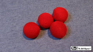 Crochet Balls (Red 2") by Mr. Magic - Rote Häkelbälle (5 cm) für Becherspiel