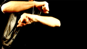 Ultra Band Through Wrist by Rasmus video DOWNLOAD Gummiband durchdringt Handgelenk