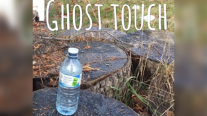Ghost Touch by Alfred Dexter Dockstader - video DOWNLOAD Verschluss von Flasche springen lassen