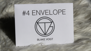 Number 4 Envelope (Gimmicks and Online Instructions) by Blake Vogt Briefumschlag birgt 4 Trickausgänge