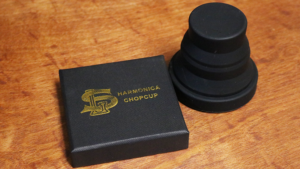 Harmonica Chop Cup Black 2 (Silicon) by Leo Smetsers Faltbarer Chop Cup schwarz aus Sillikon
