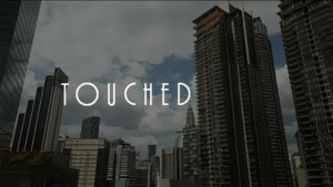 TOUCHED by Arnel Renegado video DOWNLOAD Kartenecke aus Zuschauerhand verschwinden lassen