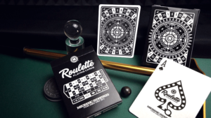 Roulette Playing Cards by Mechanic Industries Poker Markiertes Kartenspiel Spielkarten, Schwarz Rot, Roulette Casino