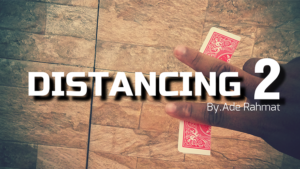 DISTANCING 2 by Ade Rahmat video DOWNLOAD Gefaltete Karte in zwei Hälften trennen