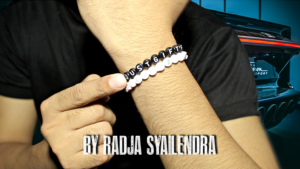 Just Gift von Radja Syailendra video DOWNLOAD