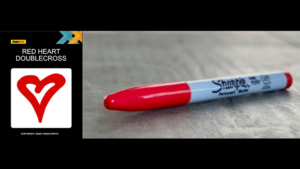 Red Heart Double Cross Sharpie rotes gemaltes Herz wandert von Hand zu Hand