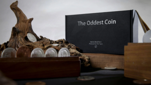 The Oddest Coin by David Penn & TCC Magic Lügendetektor mit 5 Münzen