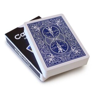 Card Box by Axel Vergnaud Kartenspiel verwandelt sich in Schachtel mit Süßigkeiten