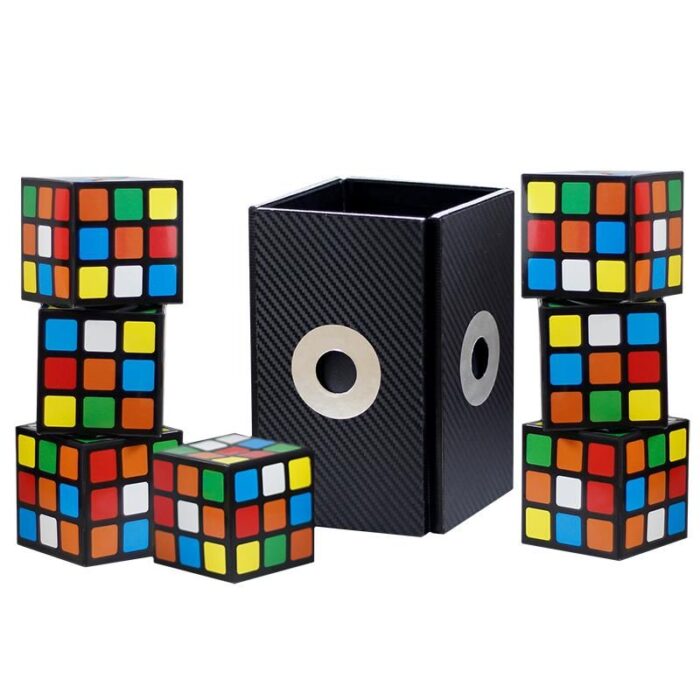 Cube-Cloney-with-7-Cubes-Tora-Magic.jpg Cube-Cloney-with-7-Cubes-Tora-Magic.jpg