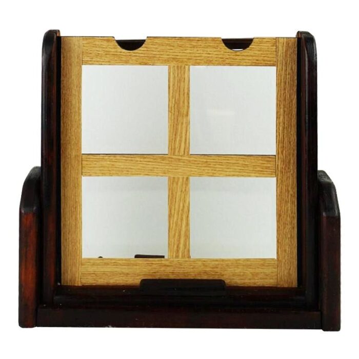 GLASSS1-1738668633.jpg