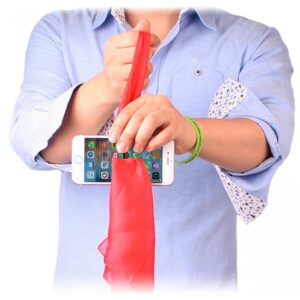 Silk Thru Phone by Jeimin Lee Tuch durch Smartphone