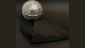 Silk for Zombie ball PRO (Black) by Bazar de Magia Seidentuch für Zombie-Ball-Routine, Schwarz